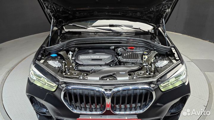 BMW X1 2.0 AT, 2022, 60 035 км