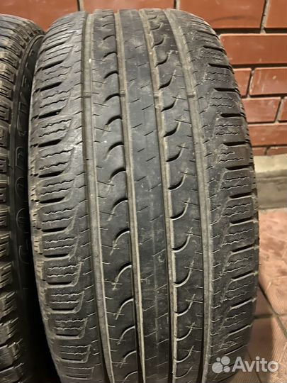 Goodyear EfficientGrip SUV 235/55 R19 99V