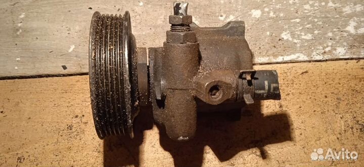 Насос гидроусилителя Бора, Кадди, Гольф