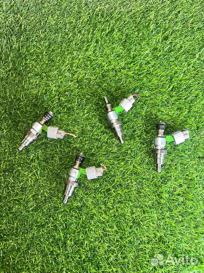 Форсунка топливная 1AZ 2AZ Toyota Avensis 2