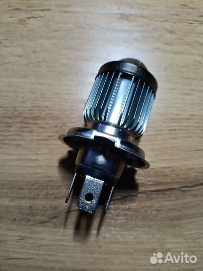 LED мото лампа H4