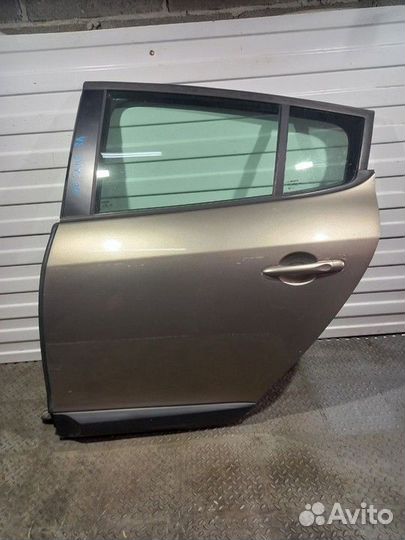 Дверь задняя левая (Renault Megane)