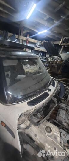 Лобовое стекло на mini cooper 2004г