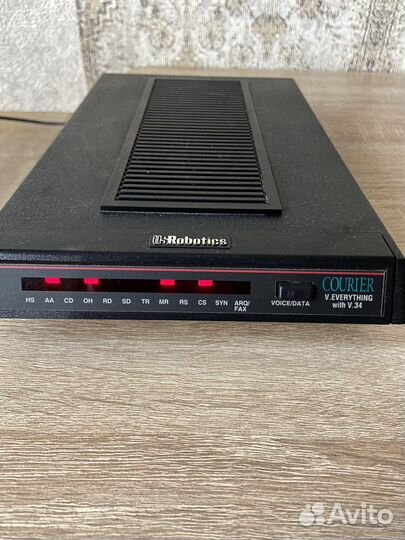 Модем US Robotics Courier