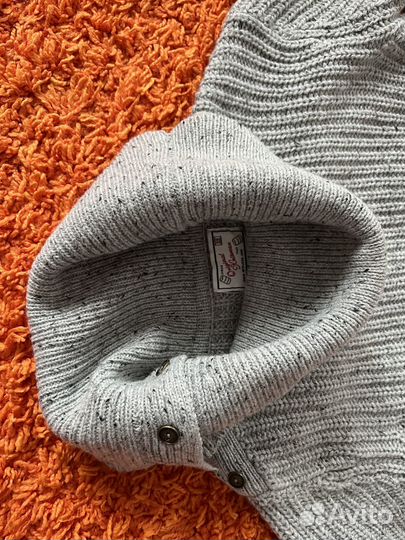 Свитер мужской с широким воротом