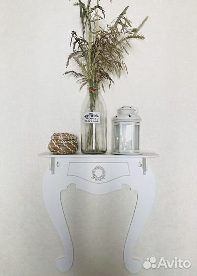 Полка декоративная