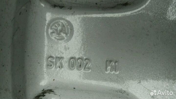 Диск R 16 Шкода. 5J7601025A. 1 штука