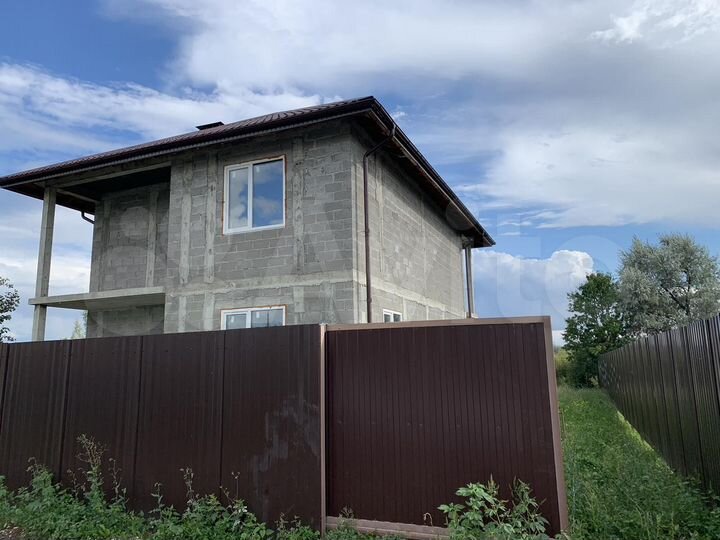 Дом 143 м² на участке 5 сот.