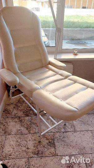 Кушетка косметологическая