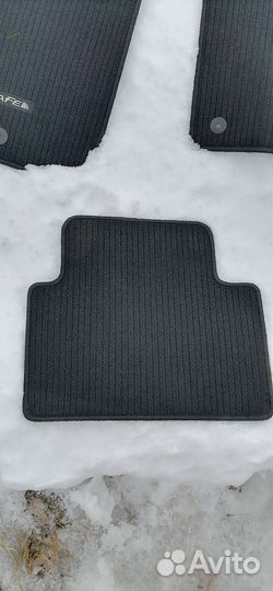 Автомобильные коврики ворсовые