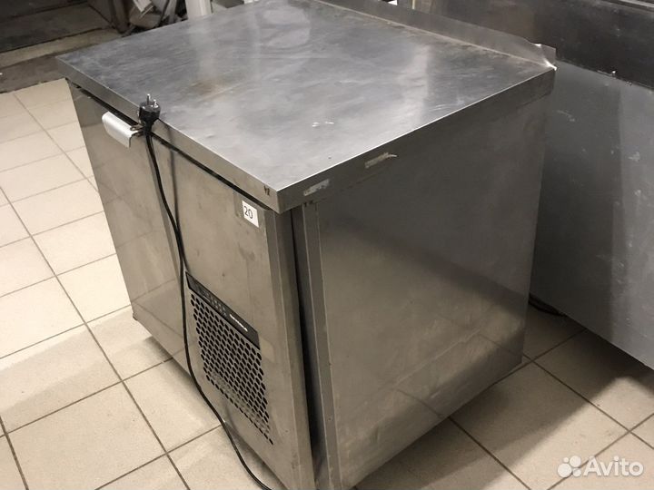 Холодильный стол 86см