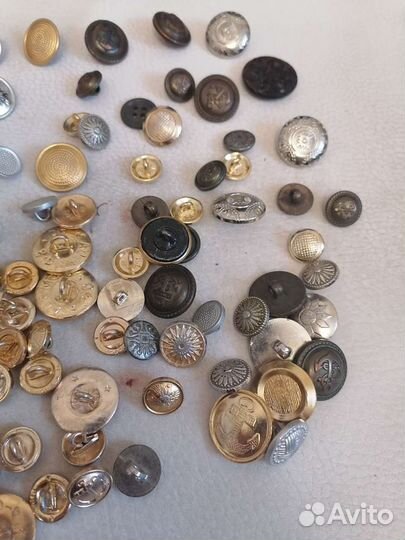 Пуговицы