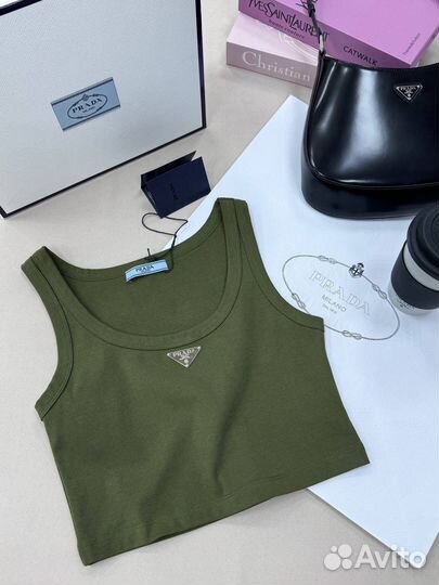Топ Prada зеленый