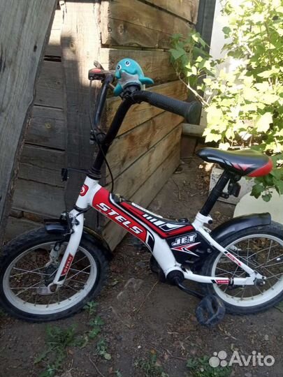 Самокаты, снегокаты, лыжи, коньки, ролики, санки