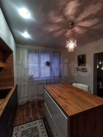 3-к. квартира, 67 м², 1/1 эт.