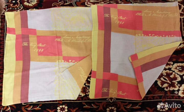 4 наволочки. Б/у. Цена за всё