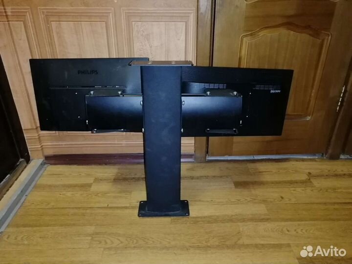 Стойка (кронштейн) для мониторов