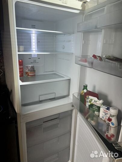 Холодильник бу LG