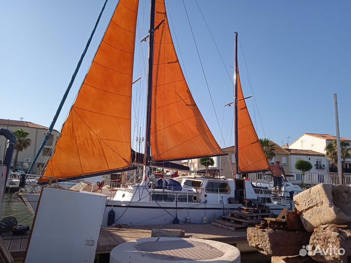 Экспедиционная парусная яхта Sea Hawk 1974 г