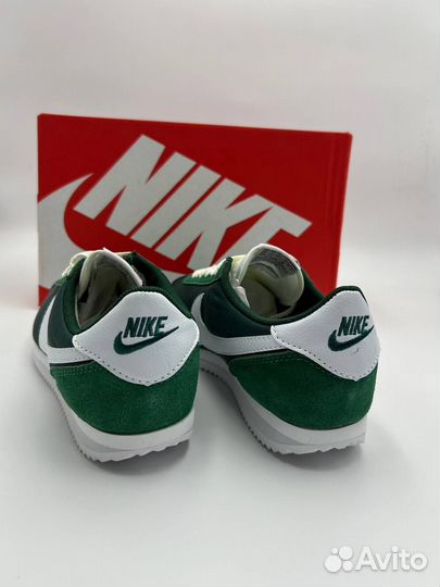 Кроссовки Nike Cortez женские