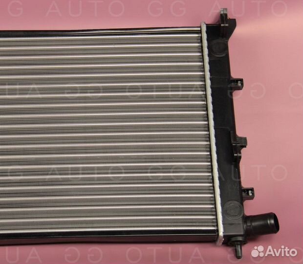 Радиатор двигателя механика Солярис 1 Рио3 10-17