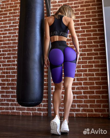 Bona fide костюм 