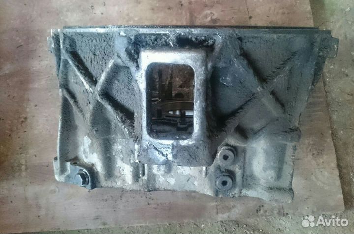 Картер сцепления колокол кпп коробки zf16s151