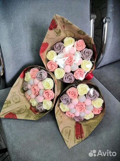 Букет из шоколадных роз