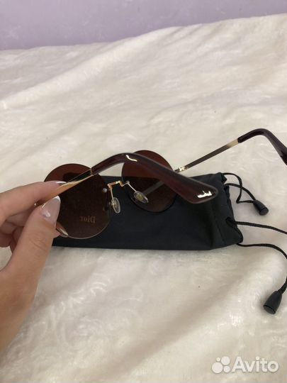 Солнцезащитные очки