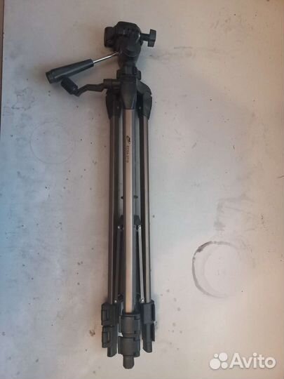 Штатив для фотоаппарата