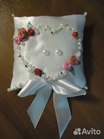 Свадебные украшения на автомобили и аксесуары