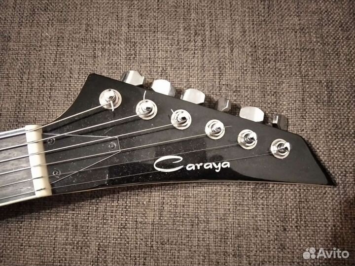 Электро гитара суперстрат Caraya