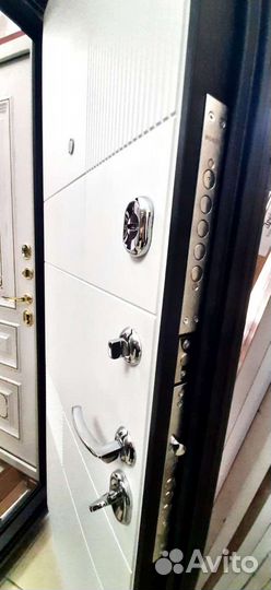 Входные двери металлические