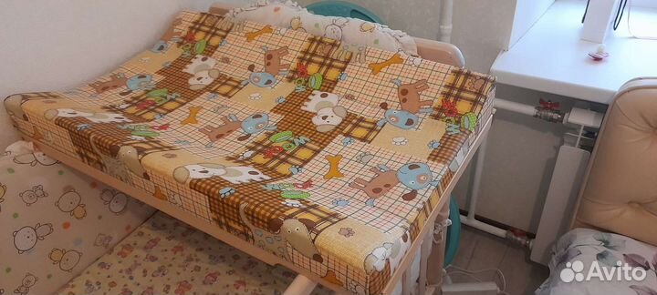 Доска для пеленания на кроватку