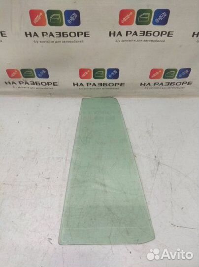 Форточка двери задняя левая Toyota Land Cruiser