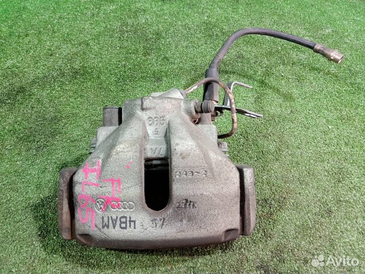 Суппорт тормозной передний правый Audi A4 8E B6