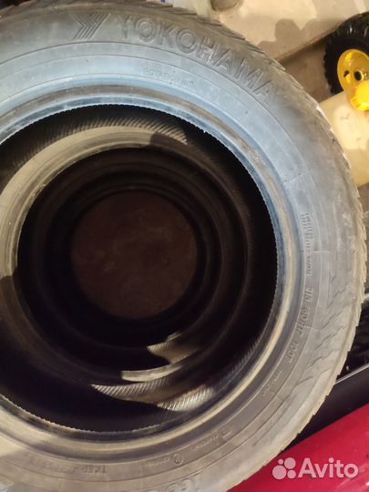 Yokohama Ice Guard Stud IG55 215/60 R17