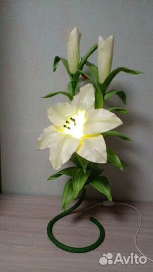 Светильник Лилии