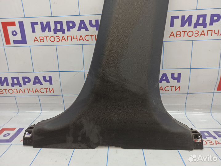 Обшивка стойки средней правой нижняя Kia Soul 2 (P