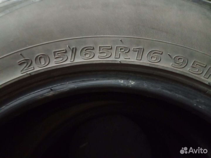 Kumho Solus KH17 205/65 R16 95H