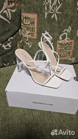 Босоножки женские 41 размер aldo