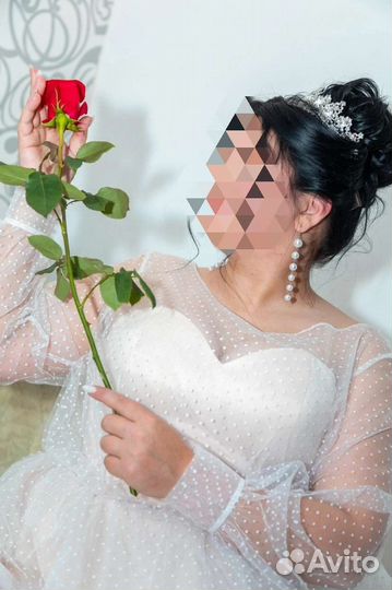 Свадебное платье