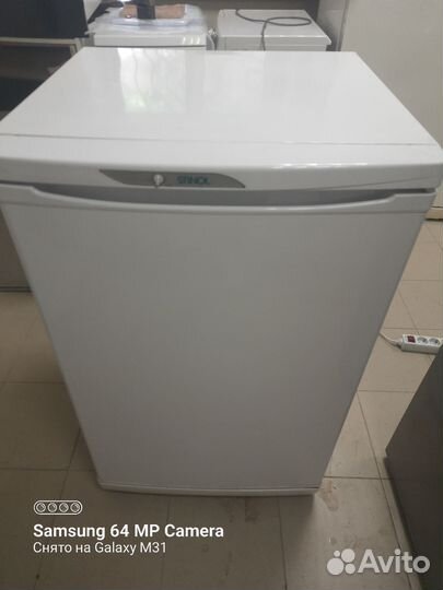 Холодильник. Морозильная камера Stinol 1м. Доставк