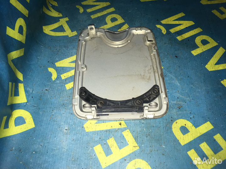 Лючок бензобака Volvo S80