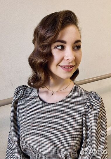 Стилист по прическам