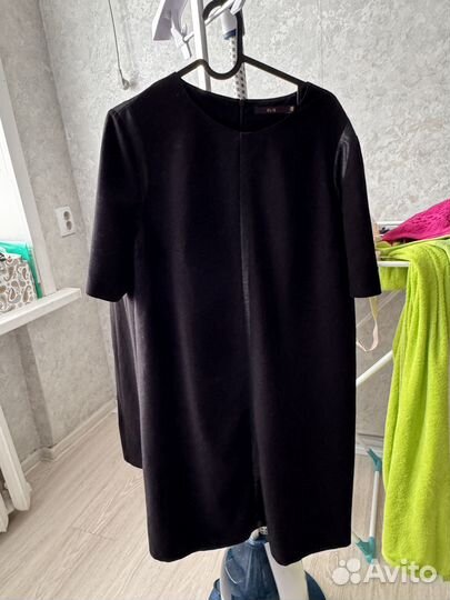 Ветровка женская outventure, платья черные,штаны