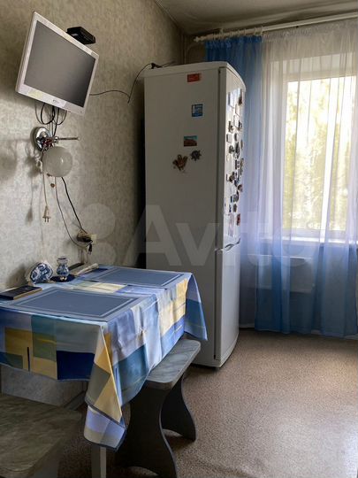 2-к. квартира, 54,3 м², 2/5 эт.