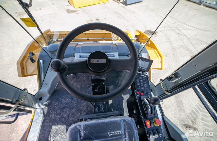 Дорожный каток XCMG XD123, 2023