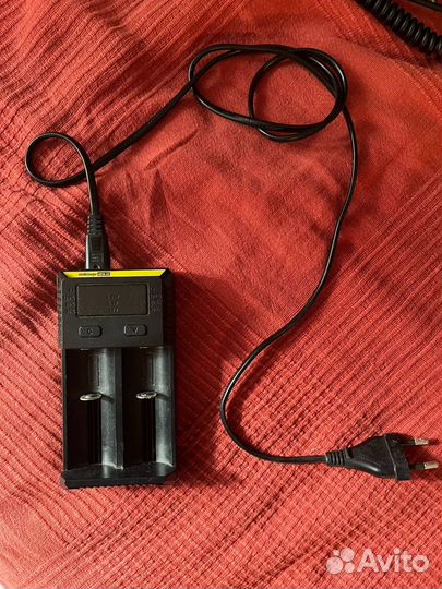 Зарядное устройство Nitecore Intellicharger NEW i2