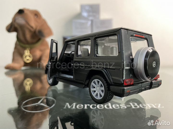 Оригинальная масштабная модель 1:43 Mercedes G500